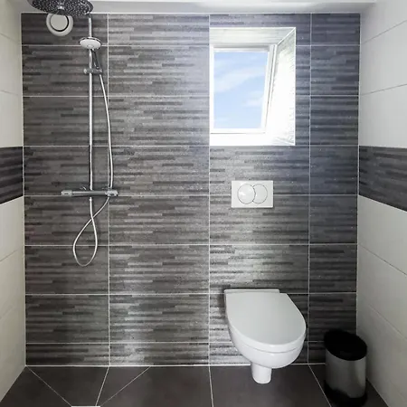 In With Wifi And 4 Bedrooms 2 * Den Oever