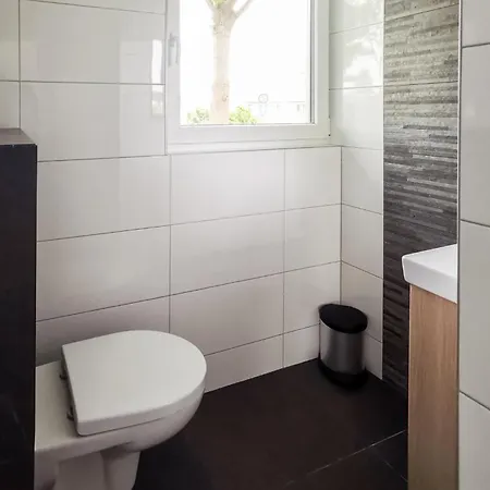 Holiday home In With Wifi And 4 Bedrooms 2 Den Oever